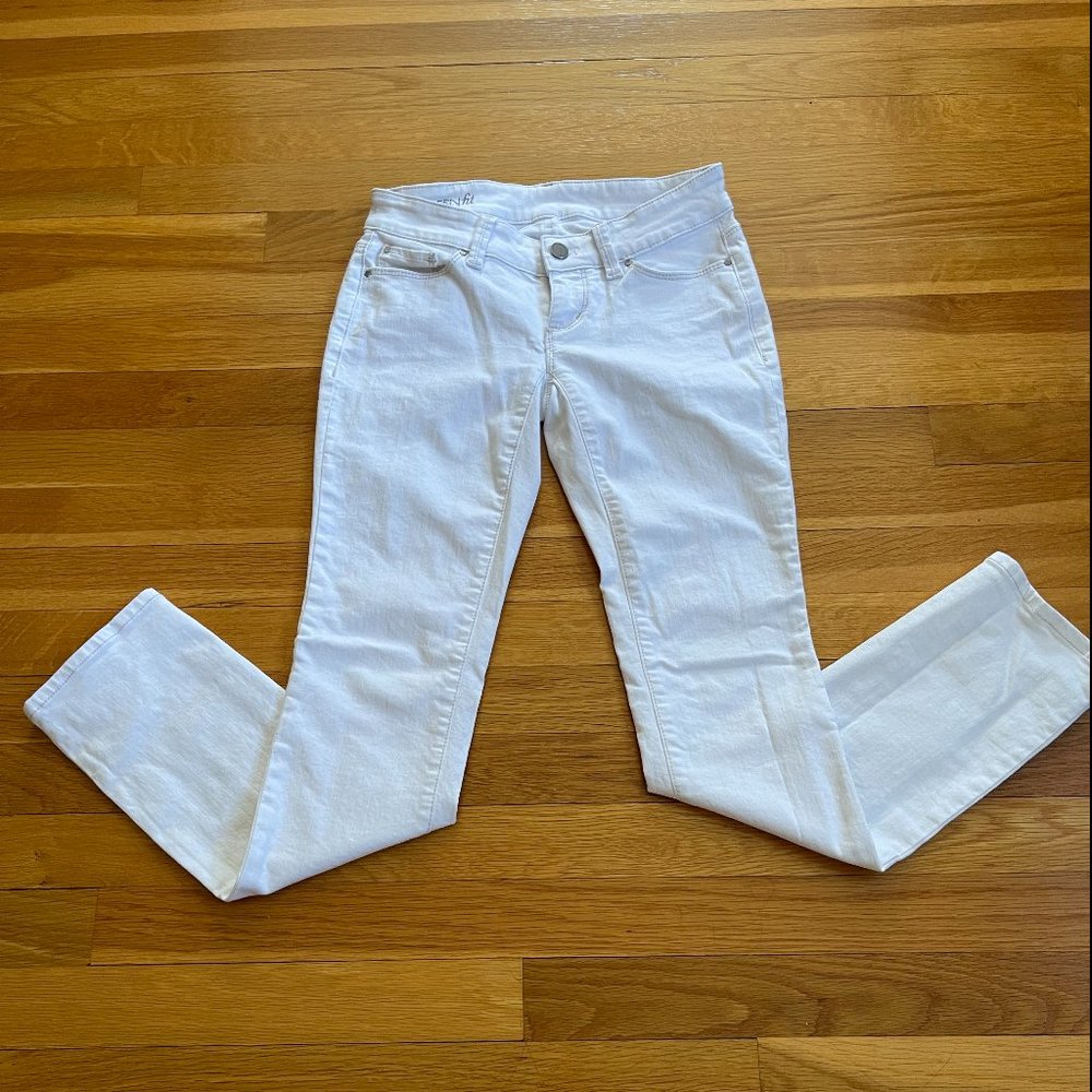 Ann Taylor modern fit skinny jean white size 00P
